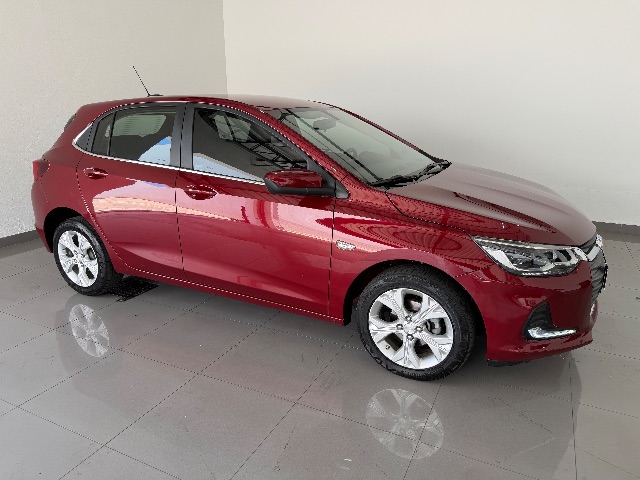 4ONIX HATCH PREM. 1.0 12V TB Flex 5p Aut.