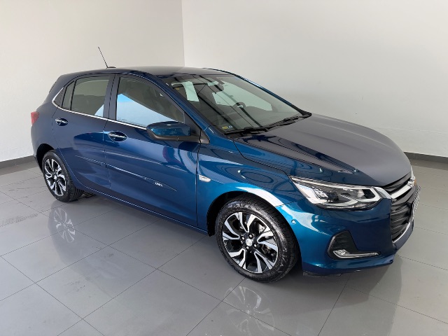 4ONIX HATCH PREM. 1.0 12V TB Flex 5p Aut.